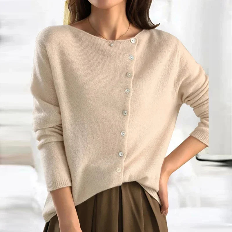 LUCY | Elegant Knitwear