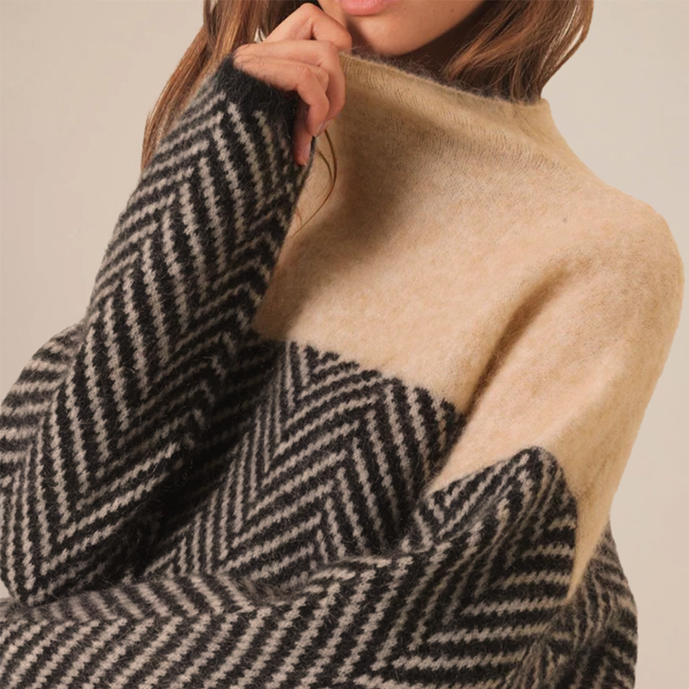 Charm | Knit Turtleneck Sweater